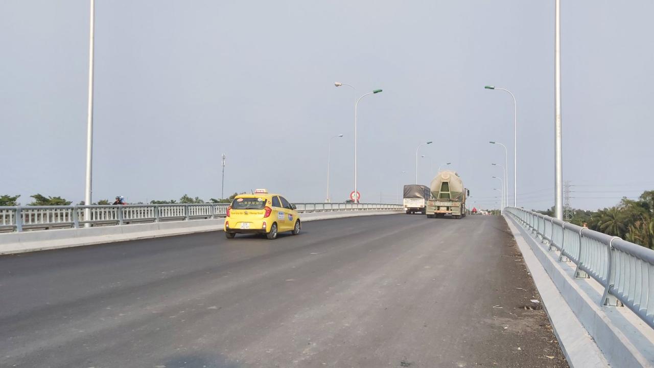 Cầu Tân An trên tuyến tránh đã hoàn thành