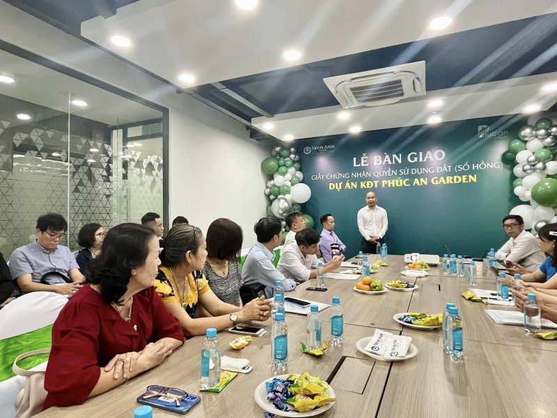 Lễ bàn giao sổ hồng dự án Phúc An Garden cho khách hàng