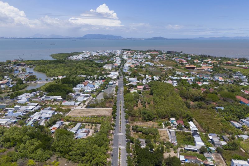 Cấp xã được phép quyết định trao đất cho doanh nghiệp